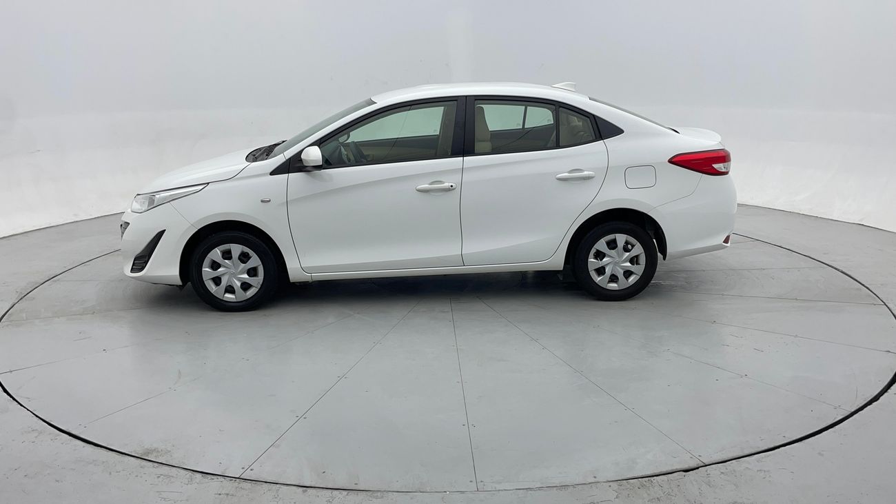 تويوتا يارس SE 1.5 | بدون دفعة مقدمة | اختبار قيادة مجاني للمنزل