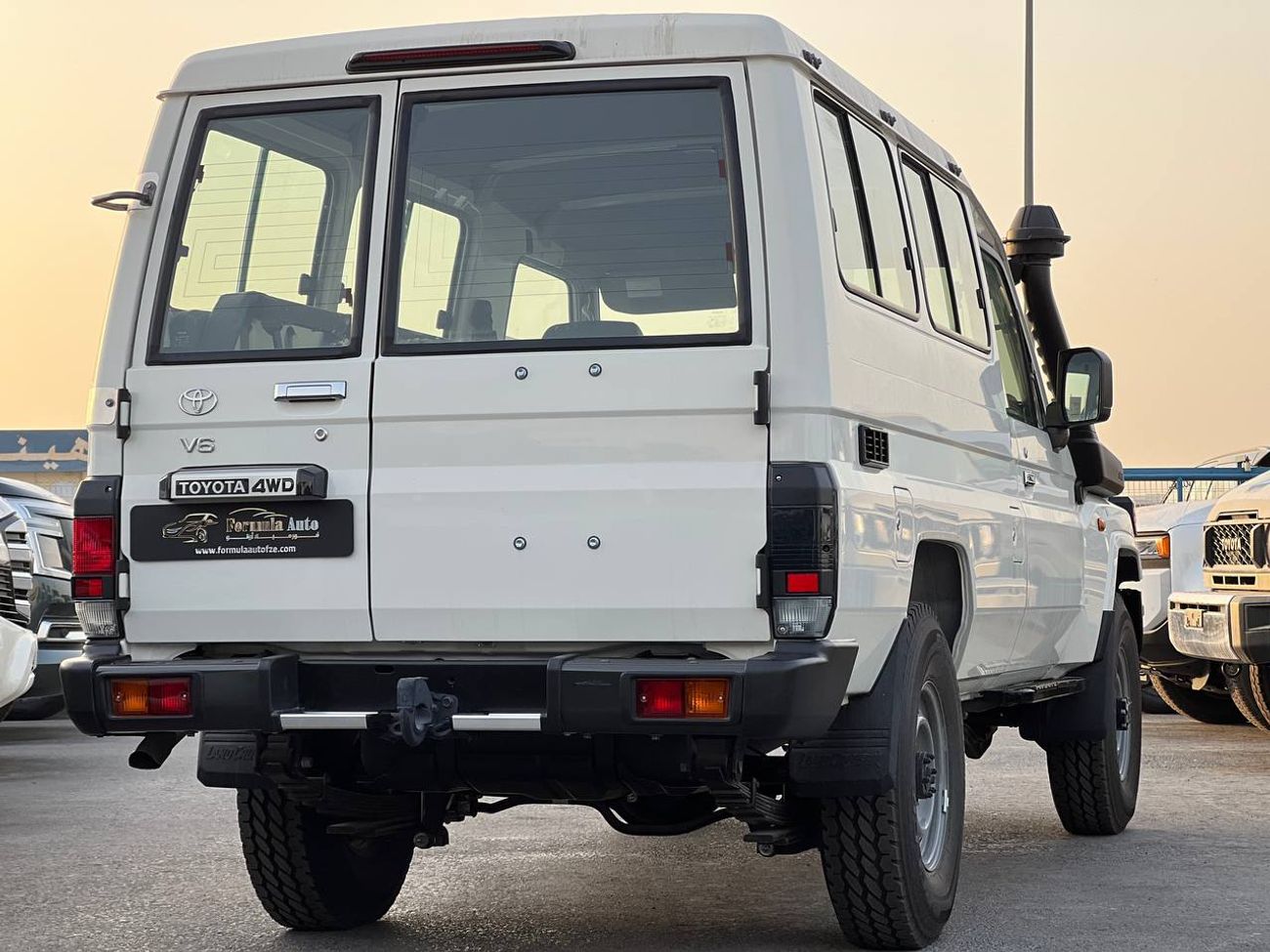 Toyota Land Cruiser 70 LC78 3Doors 4.0L PTR A/T // 2026 // STD With Remote Control // Special Offer // By Formula Auto // F