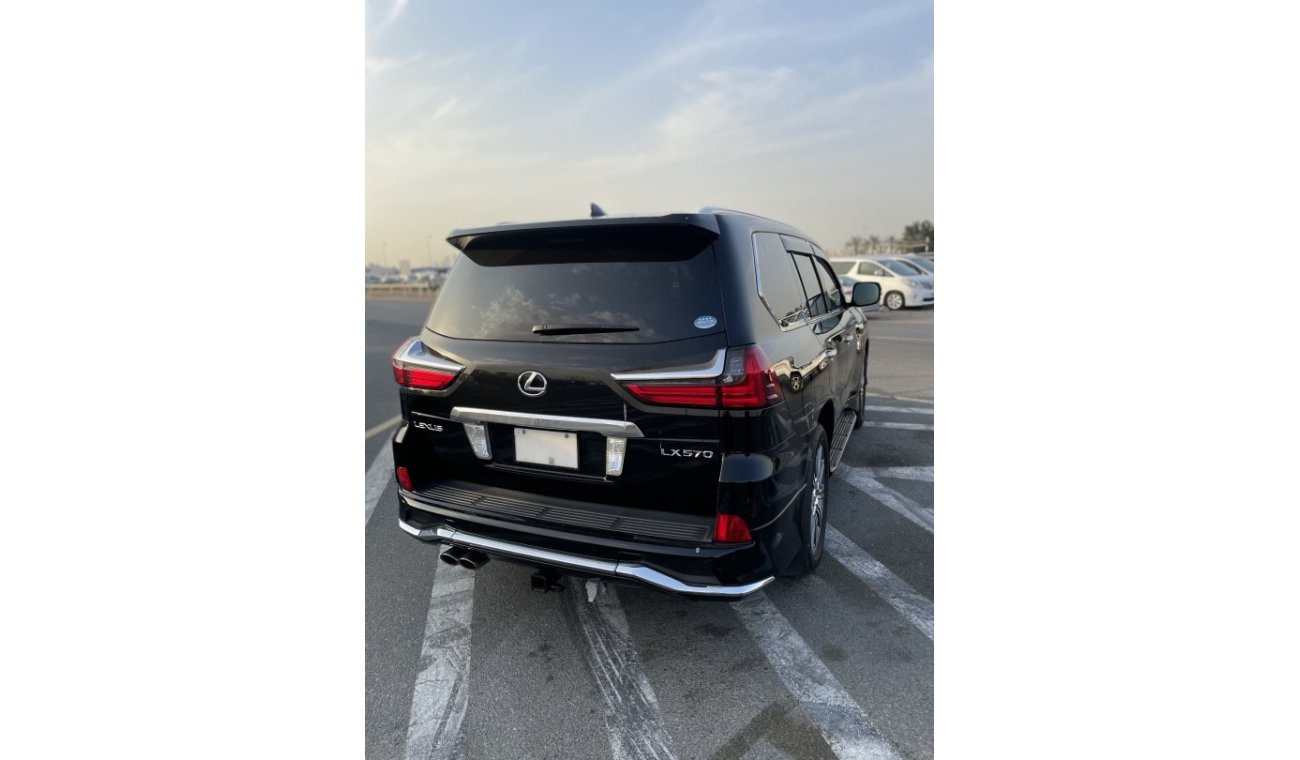 Lexus LX570 RIGHT HAND DRIVE FULL OPTION