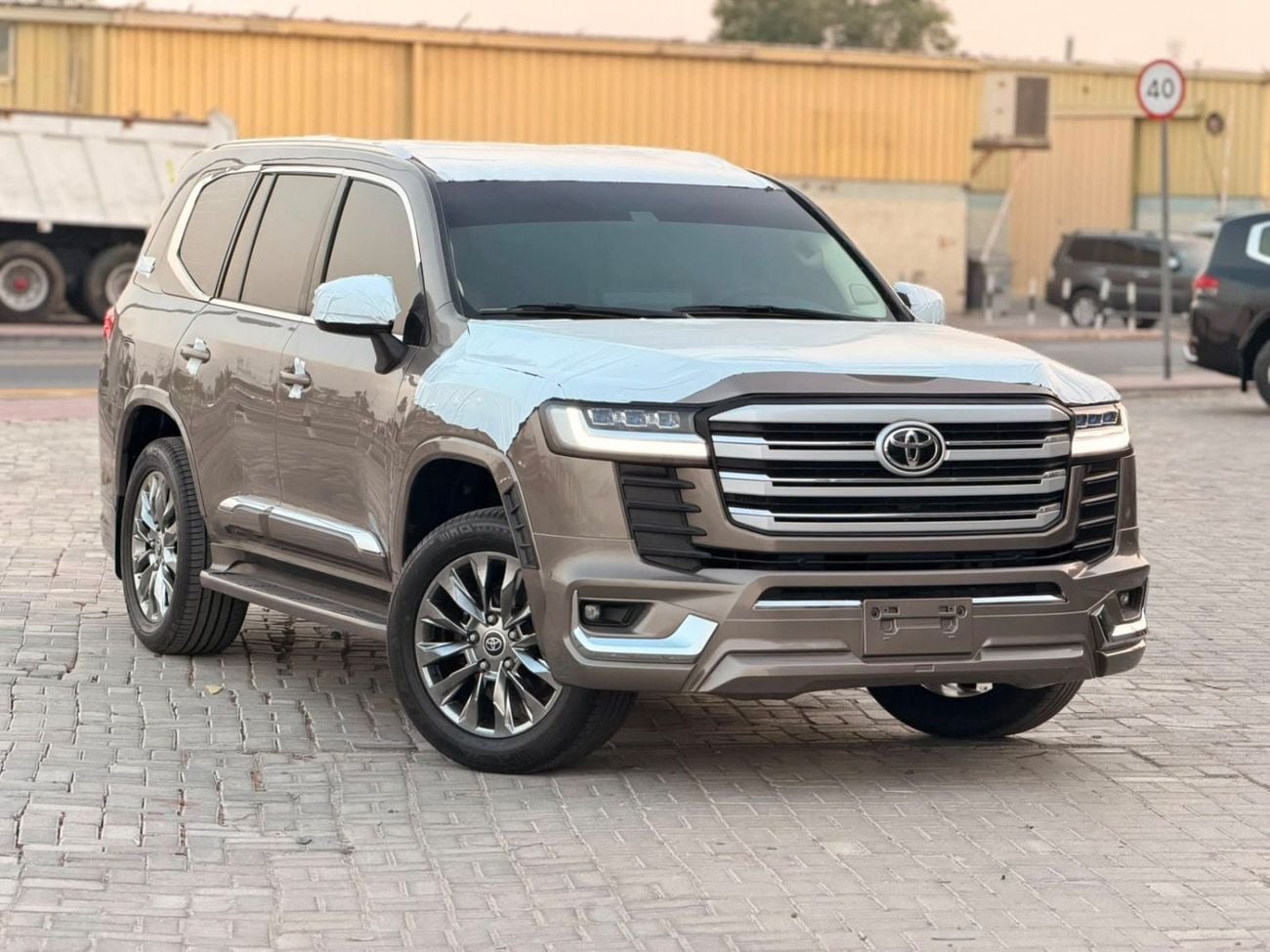 تويوتا لاند كروزر GXR