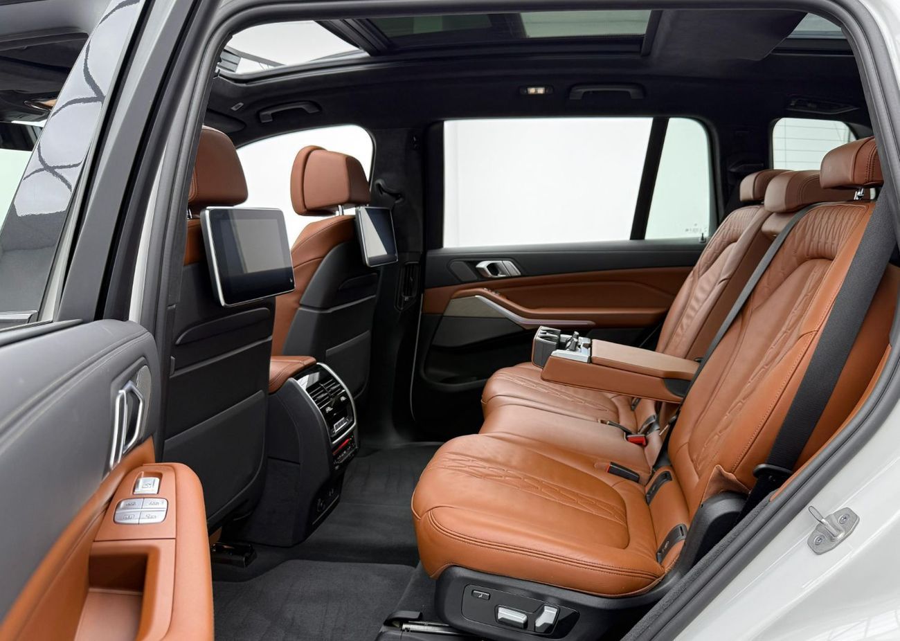 BMW X7 40i 3.0L 2021 BMW X7 xDrive40i M-Sport, 2026 BMW Warranty + Service Pack, 7 Seater, Fully Loaded, GC