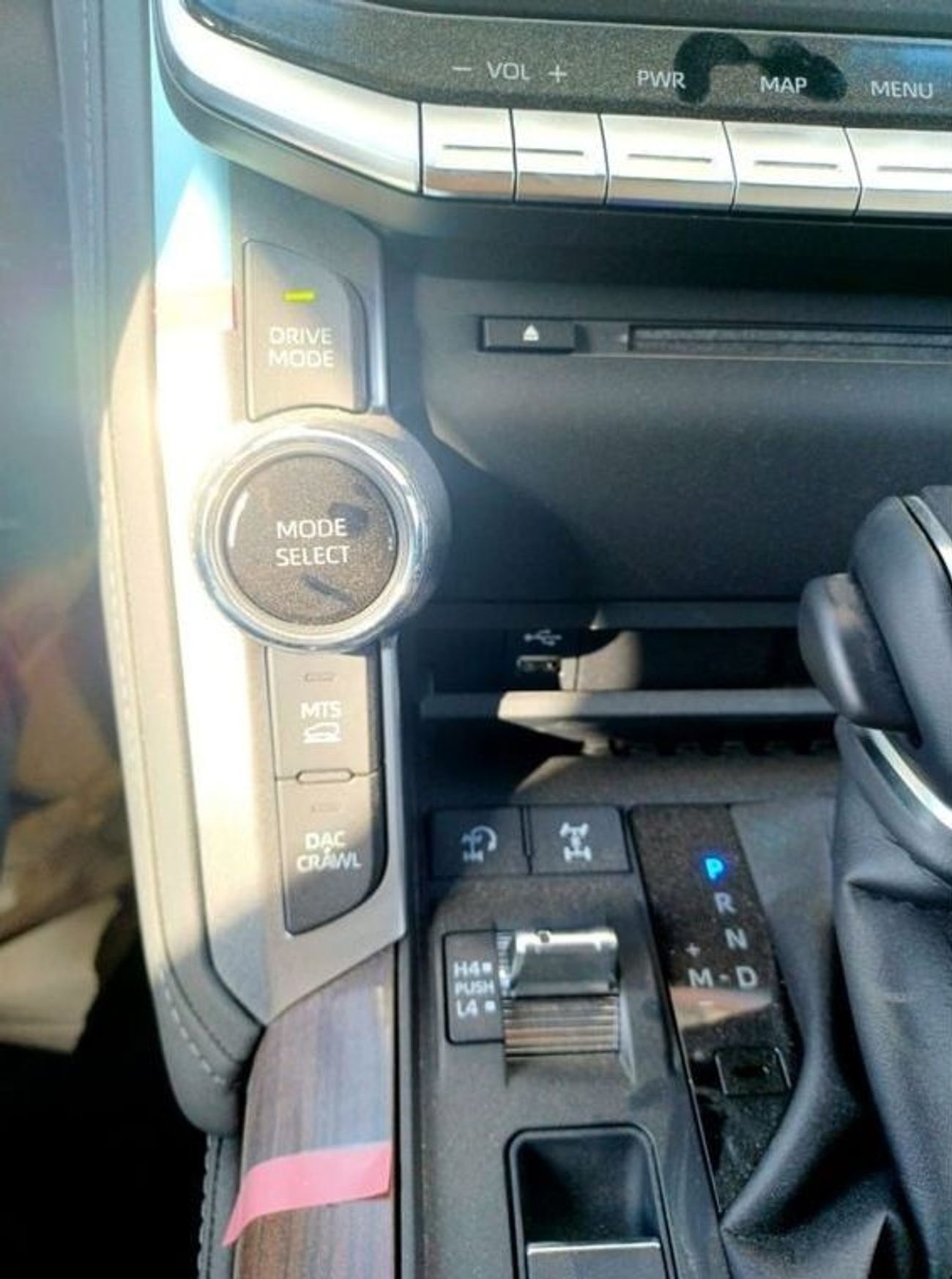 تويوتا لاند كروزر VX 3.5L VX+ 3.5L petrol Europe specs (For export only)