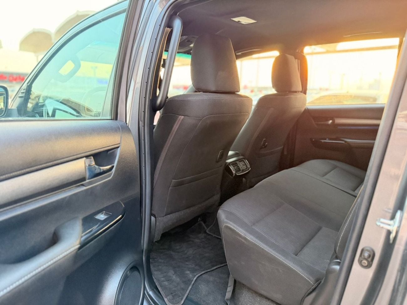 تويوتا هيلوكس Adventure 4.0L