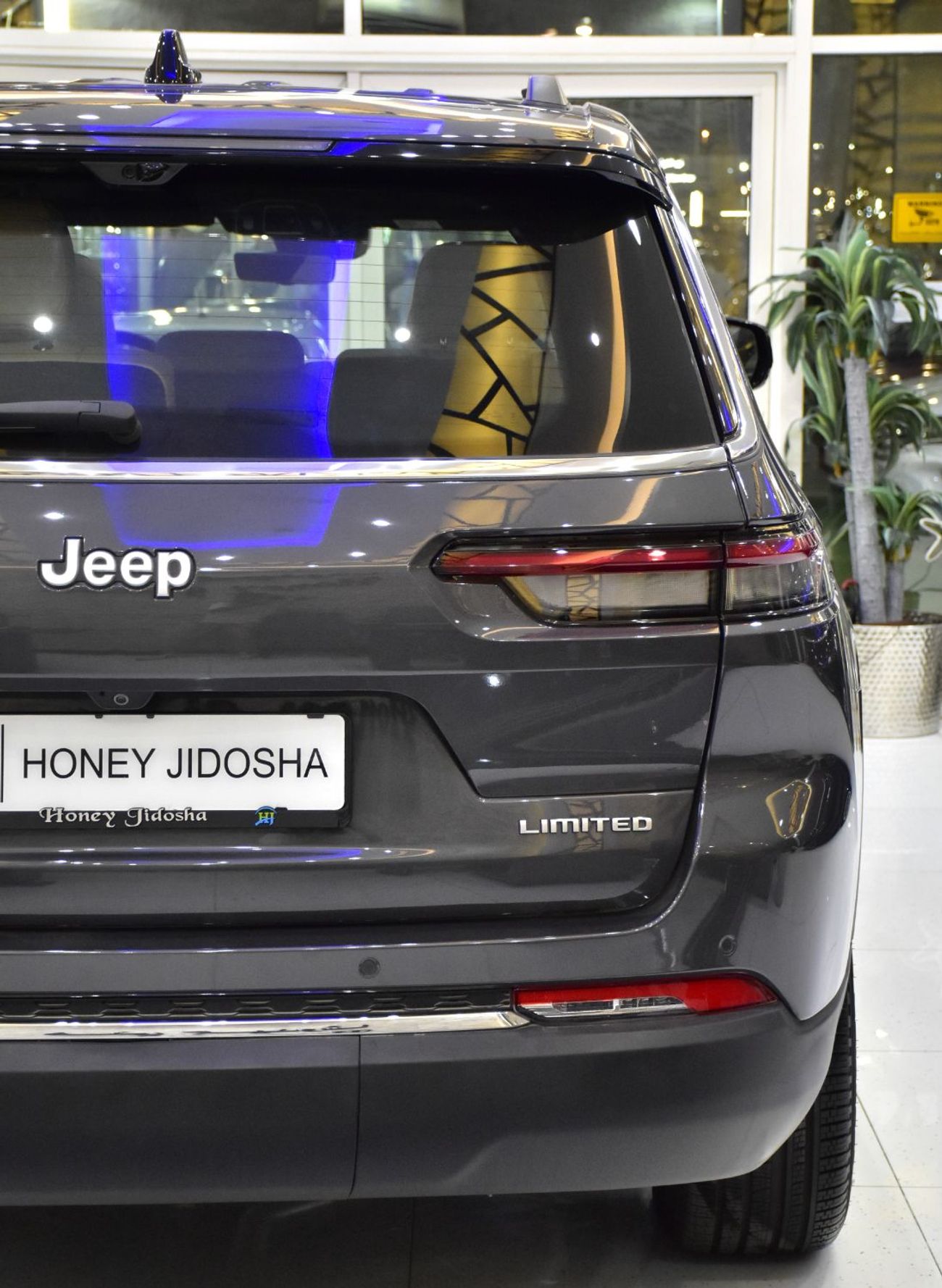 Jeep Grand Cherokee EXCELLENT DEAL for our Jeep Grand Cherokee L Limited 4x4 ( 2025 Model ) in Grey Color GCC Specs