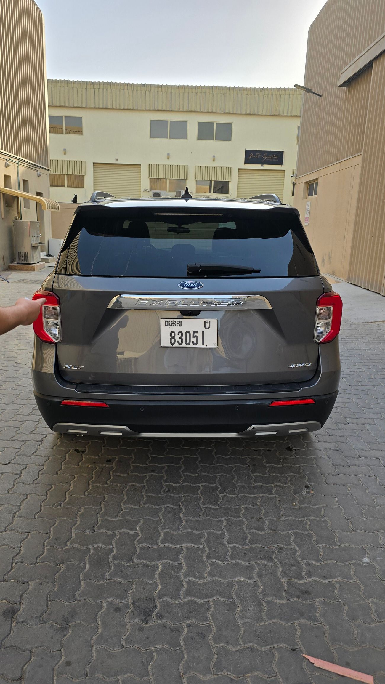 Used Ford Explorer 2023 for sale in Dubai 786691