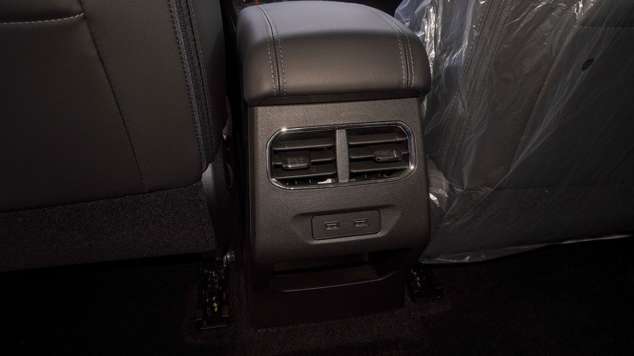 Haval Jolion PRO ACTIVE PLUS  1.5L (For Local plus 10%)