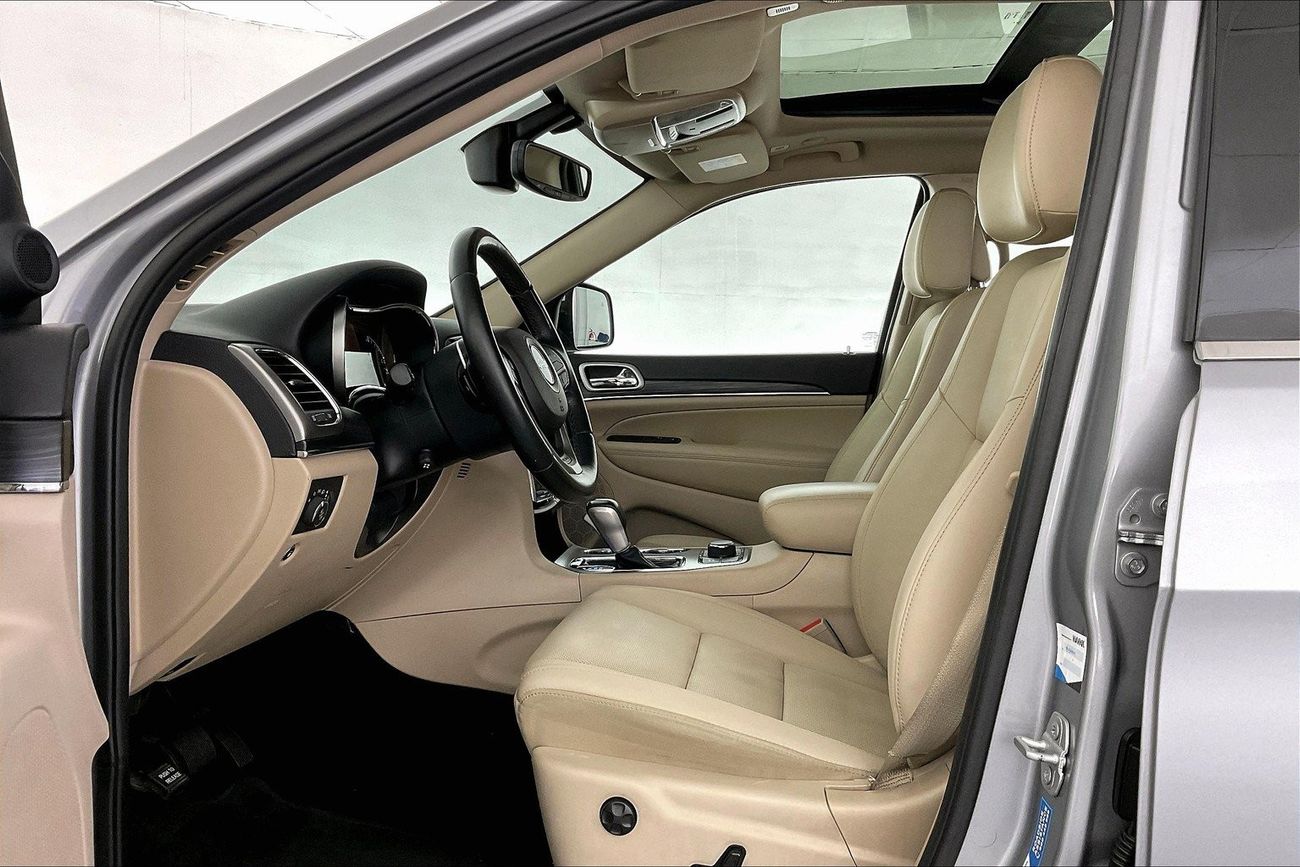 Volkswagen T ROC R-Line | 1 year free warranty | 0 Down Payment