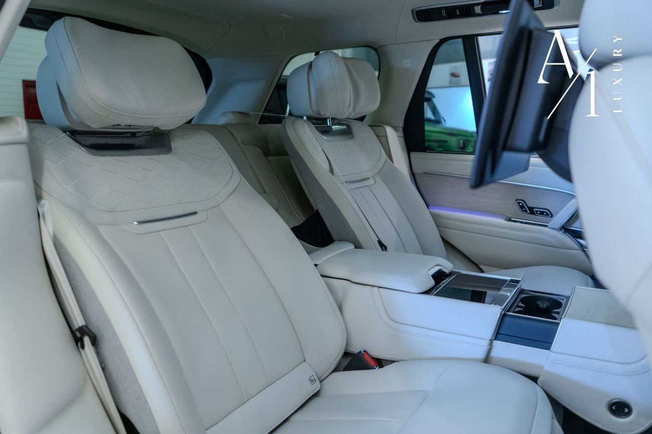 لاند روفر رينج روفر SV P530 4.4L 2023 Range Rover P530 SV V8, 2026 Range Rover Warranty + Service Pack, Fully Loaded, Ve