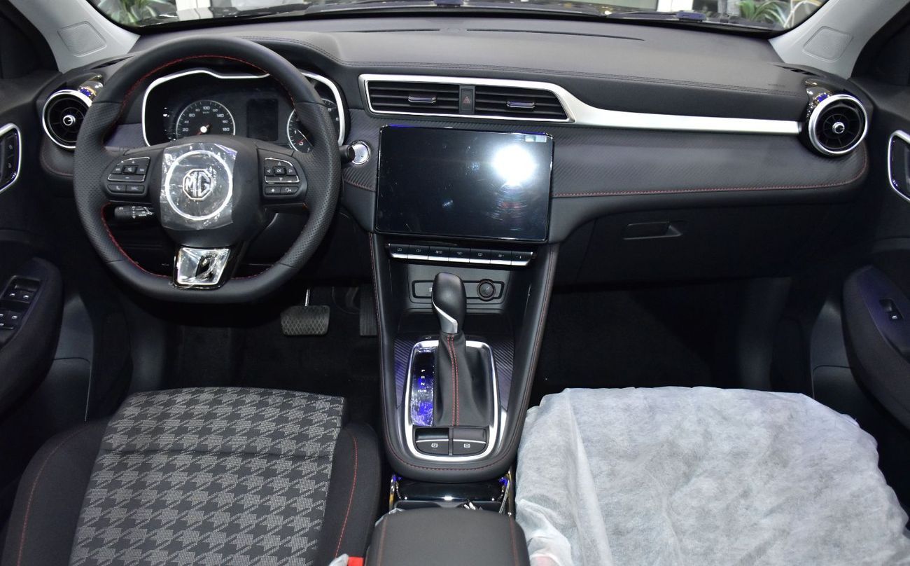 أم جي ZS EXCELLENT DEAL for our MG ZS 1.5L ( 2025 Model ) in Black Color GCC Specs