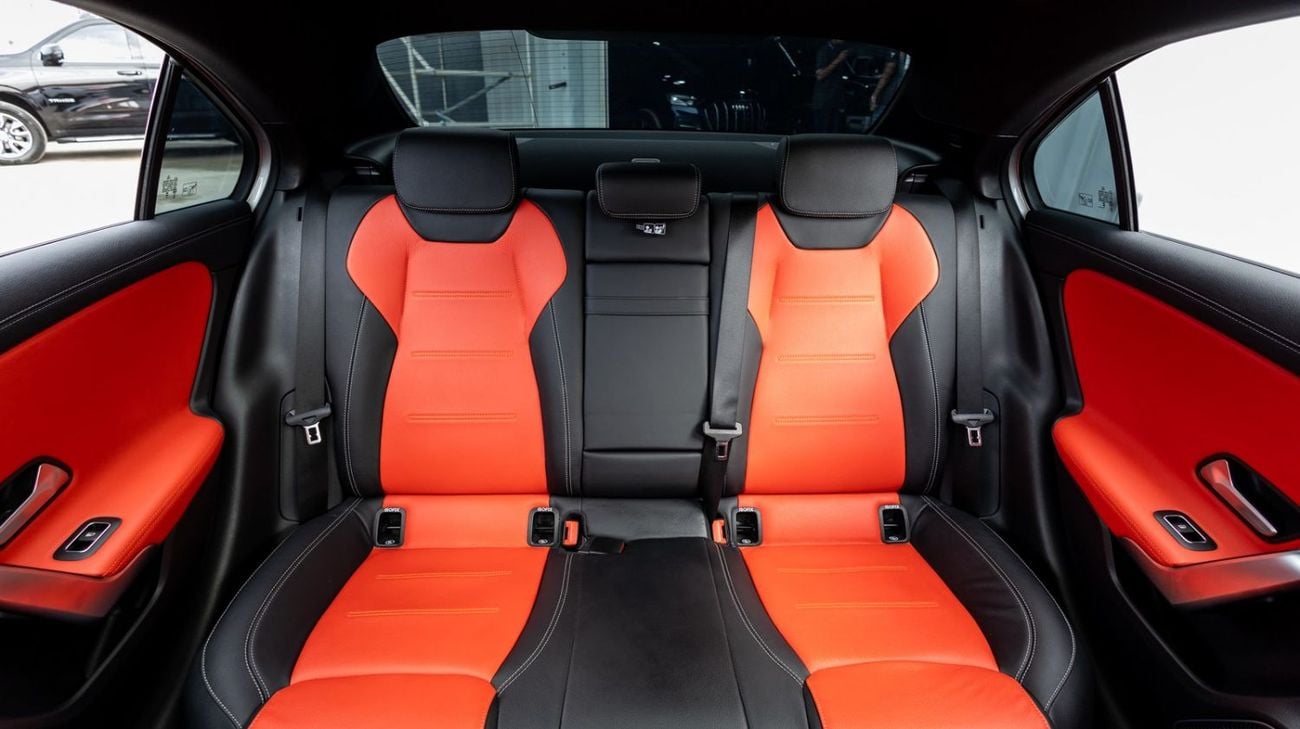 Mercedes Benz A35 AMG 4MATIC 2024 Mercedes-Benz A-Class 35 AMG GCC | Agency Warranty