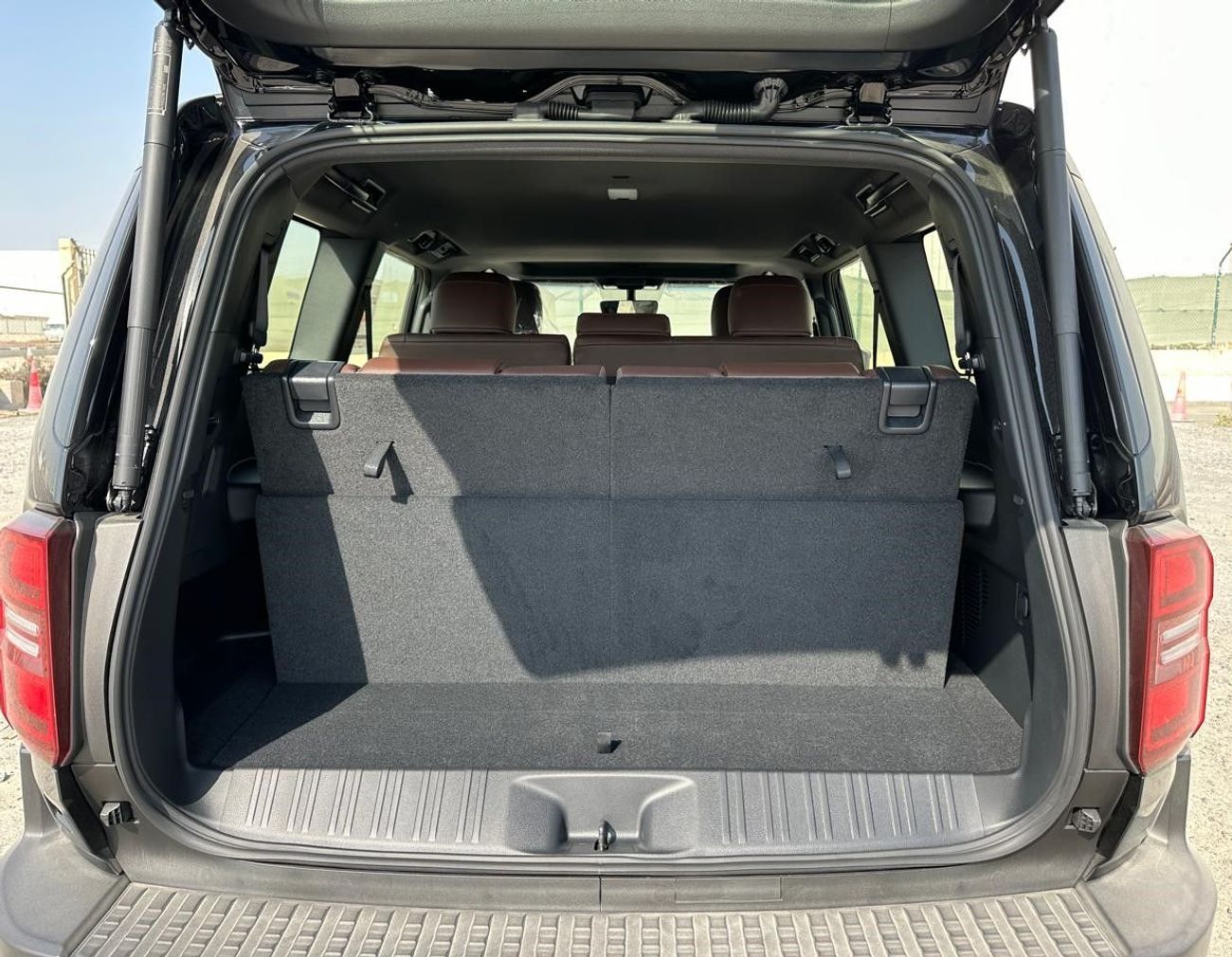 تويوتا برادو 2026 Toyota Prado Adventure High-Option 7-Seater 2.4L 4-Cyl Turbo Petrol A/T 4WD Export Only