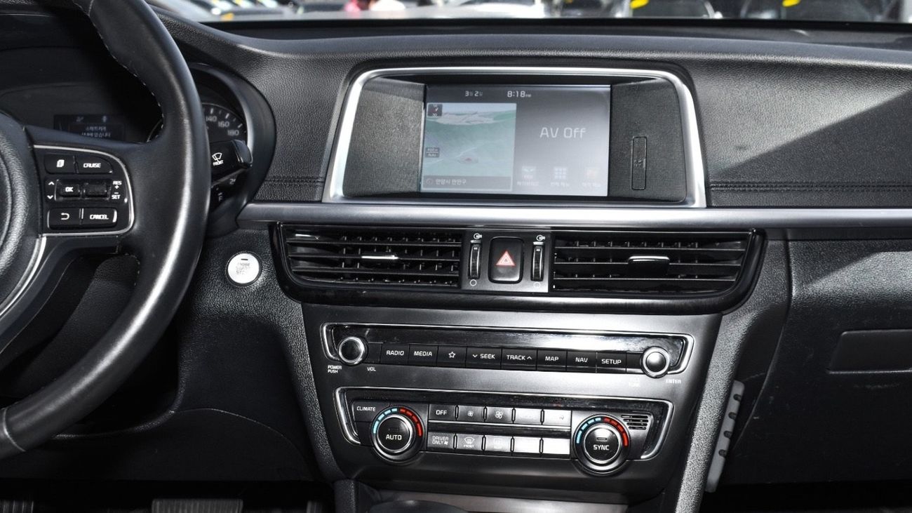 Kia K5 خاليه من الحوادث