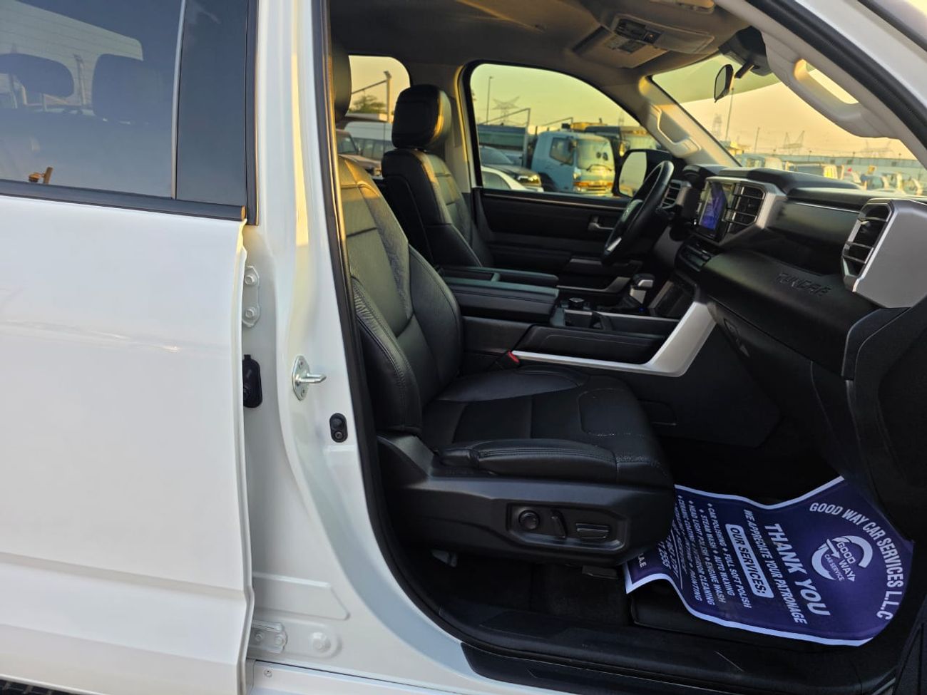 Toyota Tundra CREWMAX SR Double cabin 3.4L V6 Double cabin, perfect inside and outside