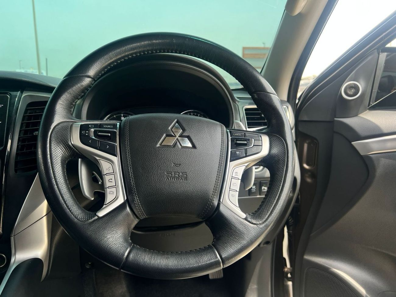 Mitsubishi Pajero Sport 4x4 Diesel 2.4L ( Right Hand )