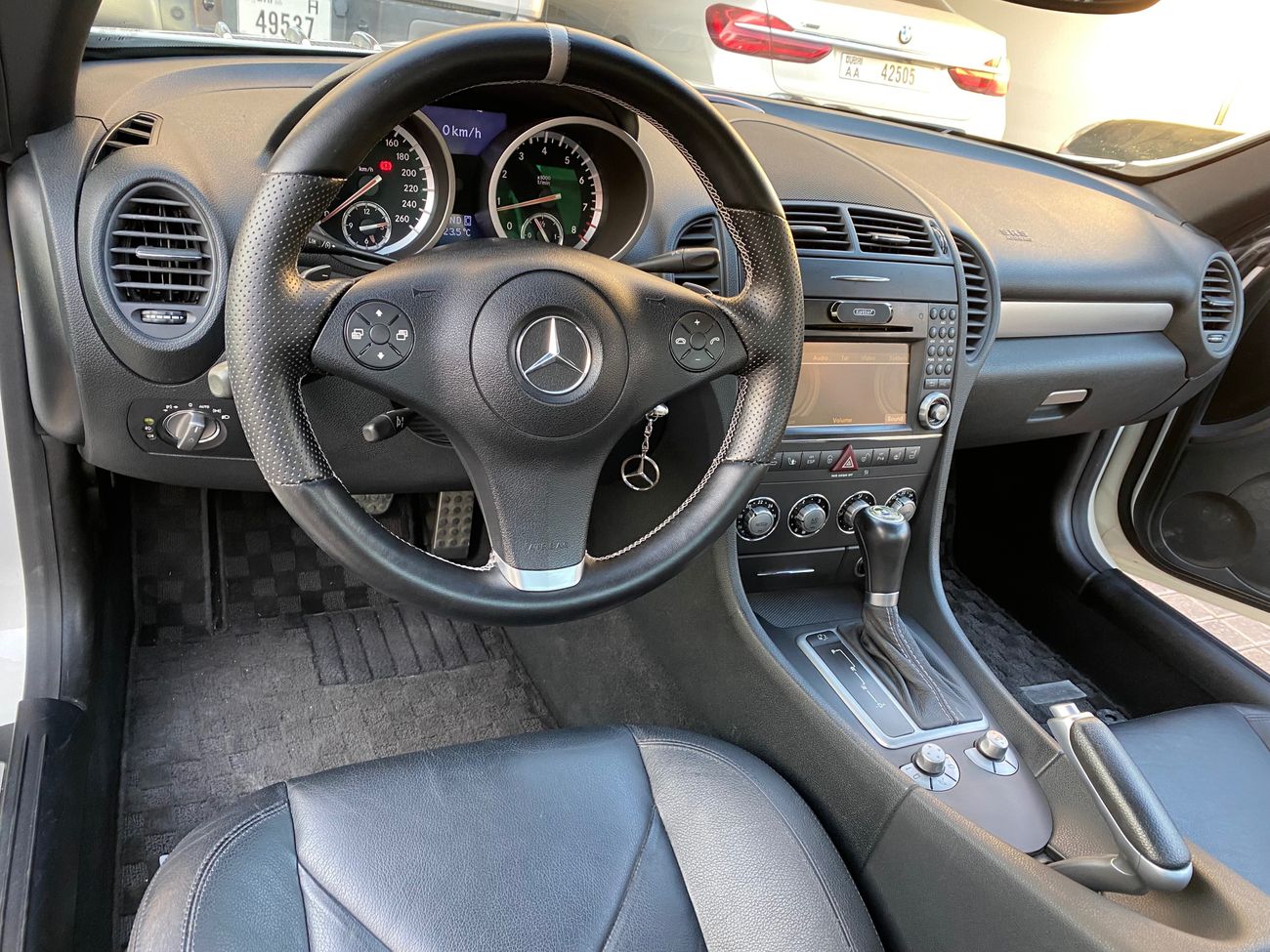 Mercedes-Benz SLK 350 AMG package