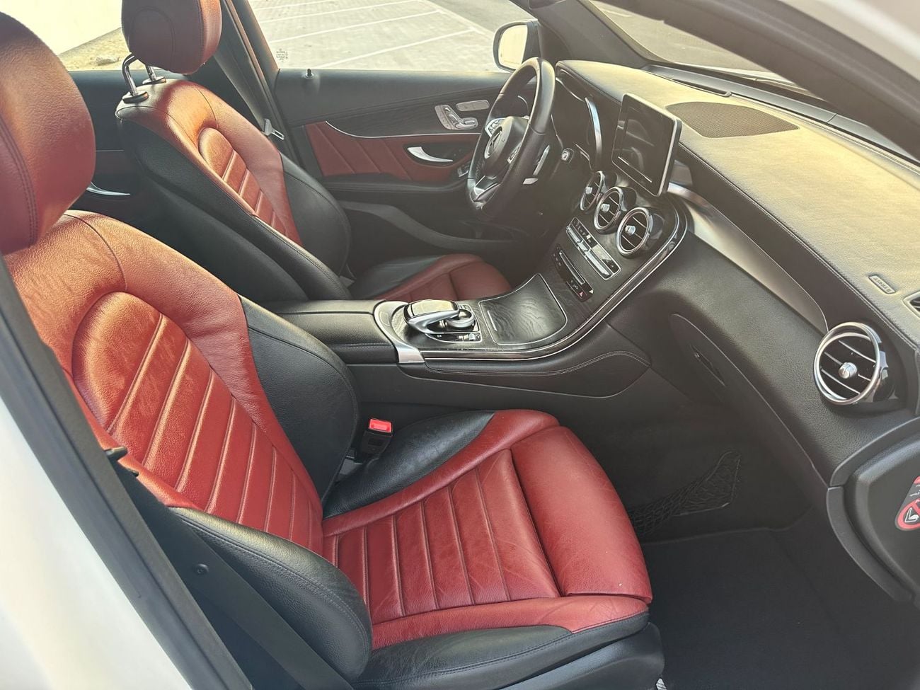 مرسيدس بنز GLC 200 بريميوم بلس