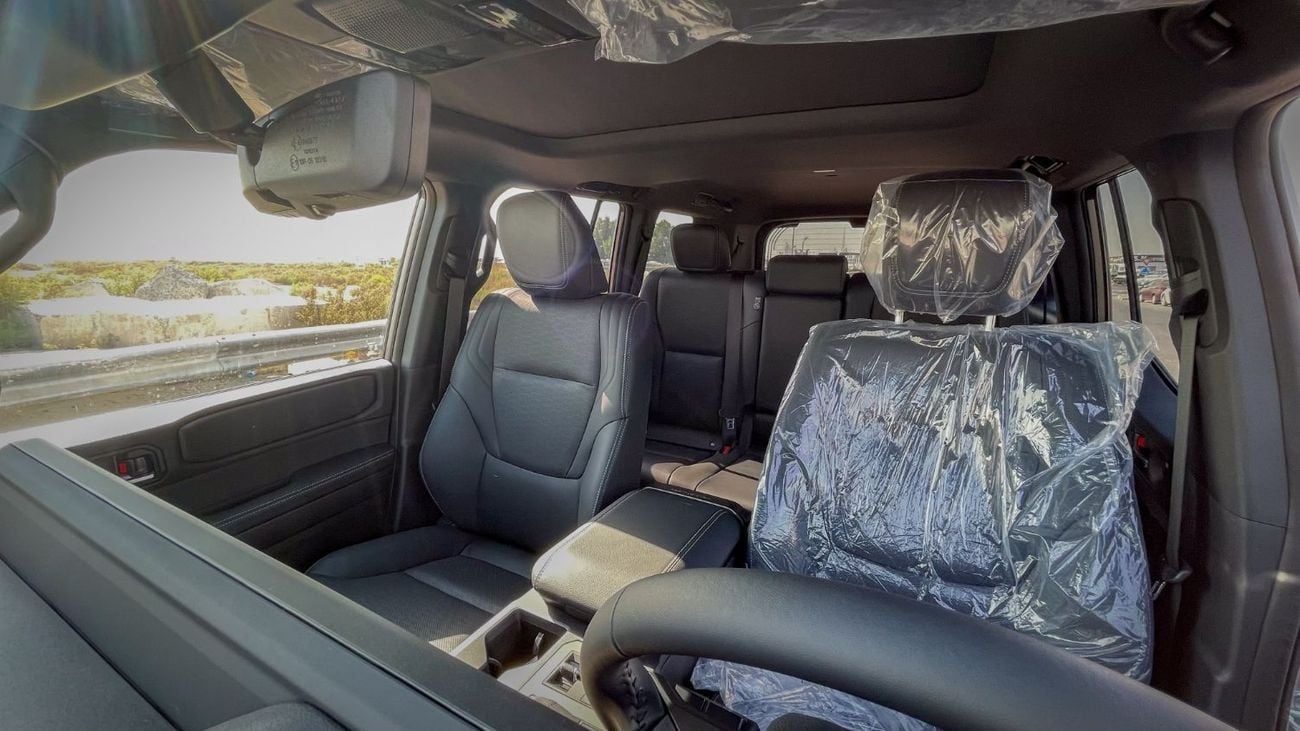 تويوتا برادو GXR TOYOTA PRADO L250 2.4 TURBO PETROL LUXURY FULL OPTION