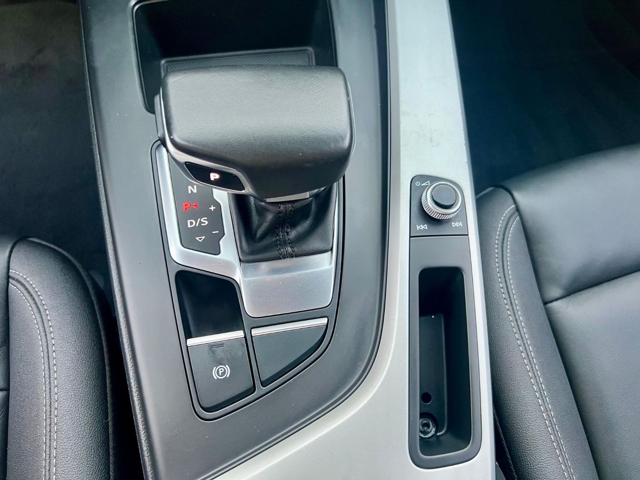 Audi A4 35 TFSI S Line 2.0L warranty one year bank financie available