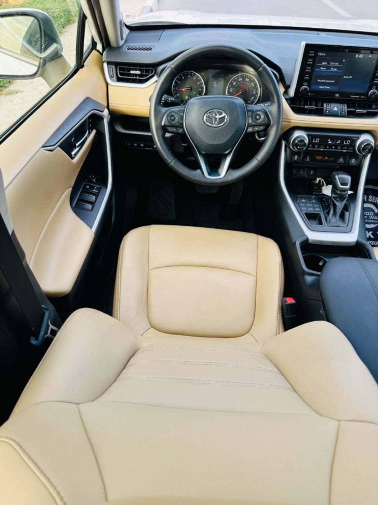 Toyota RAV4 XLE premium, sunroof,leather seats,JBL ,limited rims