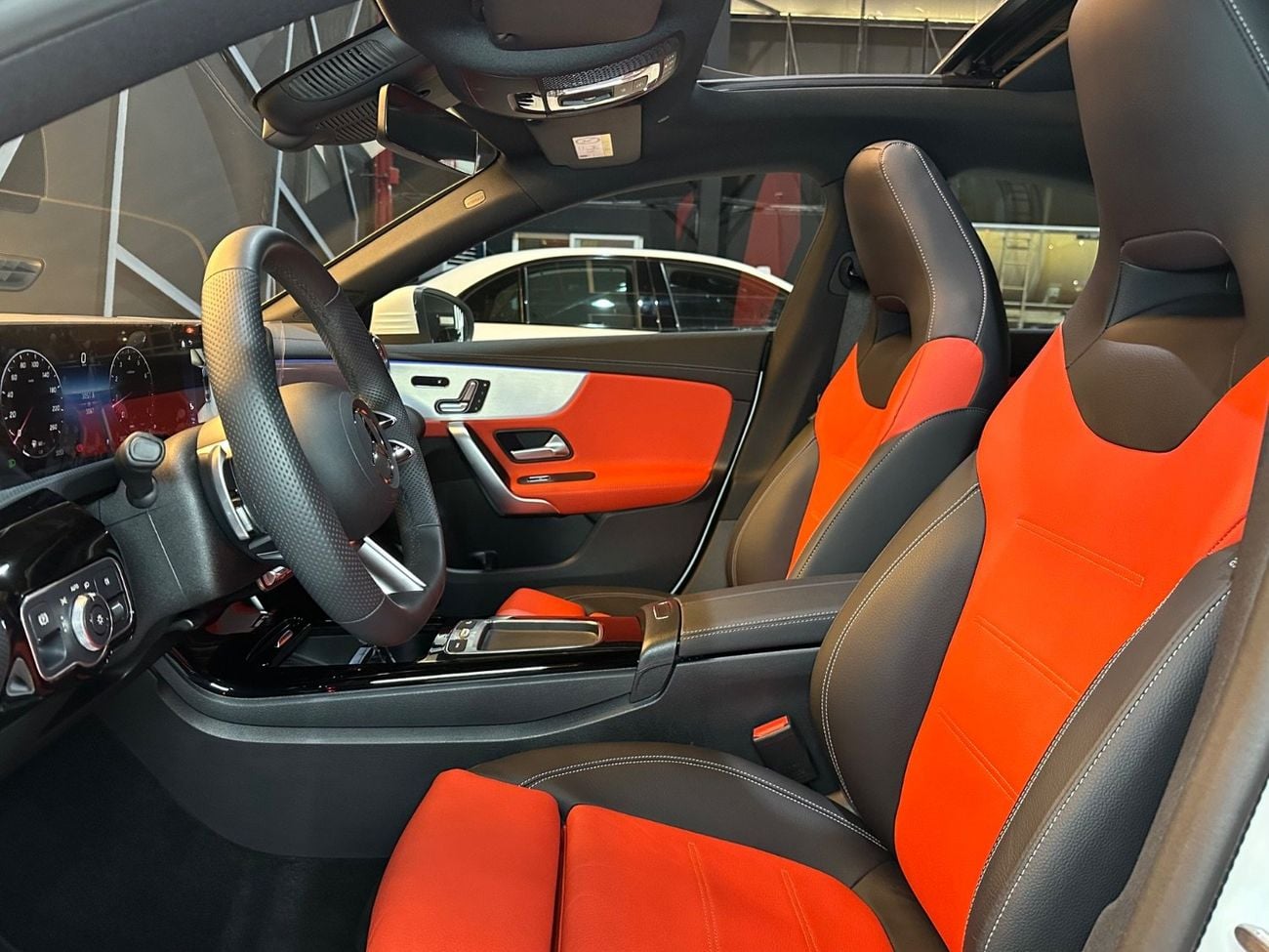 Mercedes-Benz CLA 250 MERCEDES-BENZ CLA250 4MATIC | GCC | 2025 | UNDER WARRANTY & CONTRACT SERVICE FREE ( GARGASH) !!