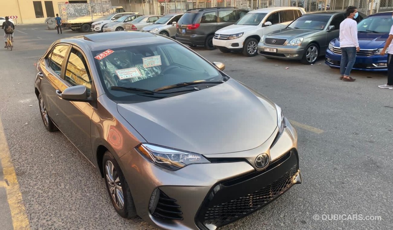 Toyota Corolla 2018 XLE Full Option Passing from RTA Dubai For Urgent SALE