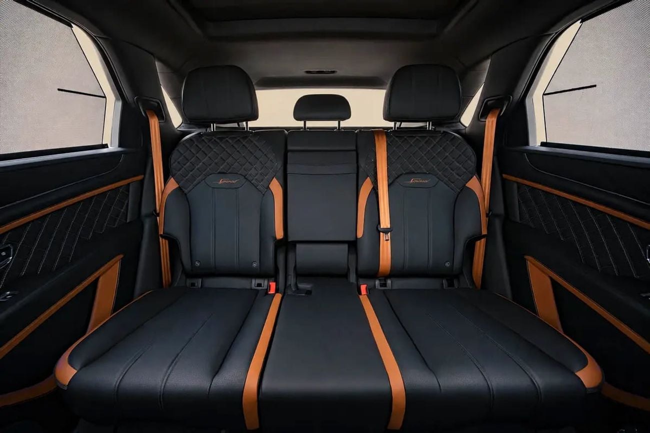 Bentley Bentayga SPEED MODEL - GCC SPECS - NO ACCIDENT - FULL SERVICE IN AGENCY