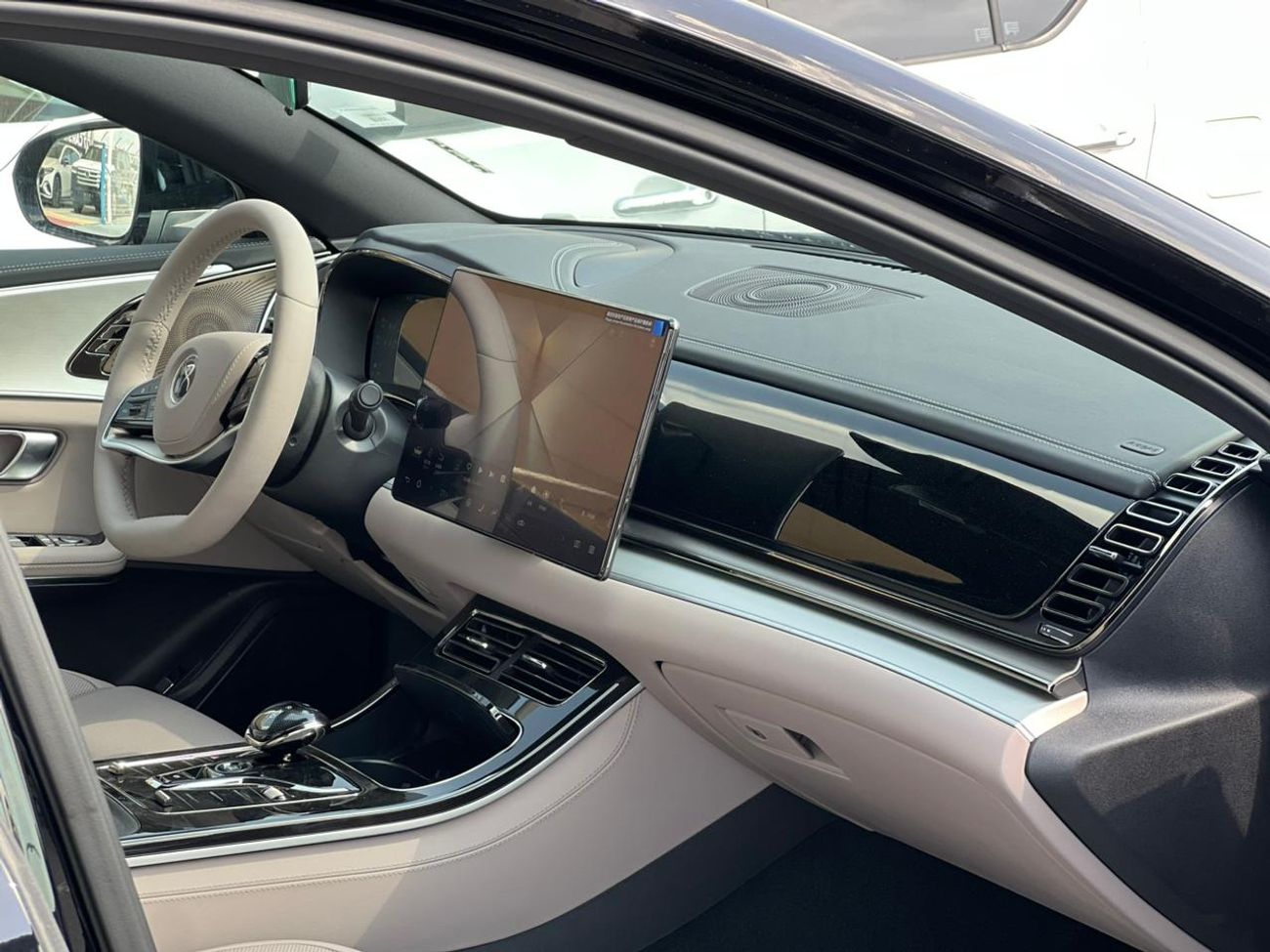 بي واي دي هان BYD Han DM-i plug-in hybrid-2025