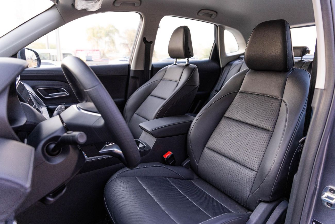 MG ZS 3 YEAR WARANTY AND 2 YEARS SERVICE