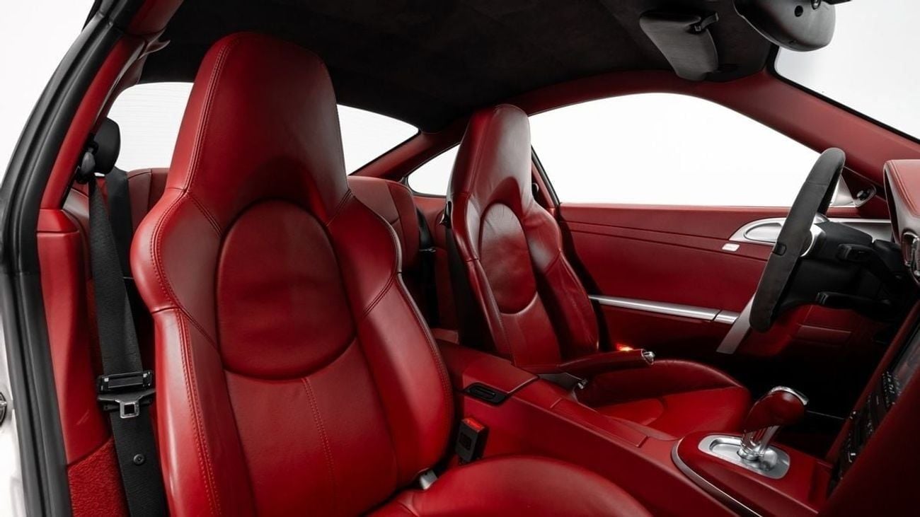 Porsche 911 TURBO S (997) - 2012 - Japanese Specs