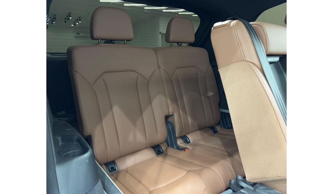 Audi Q7 55 TFSI quattro 3.0L 2022 Audi Q7 55 TFSI S-Line Quattro, Warranty, Full Agency Service History, Exc