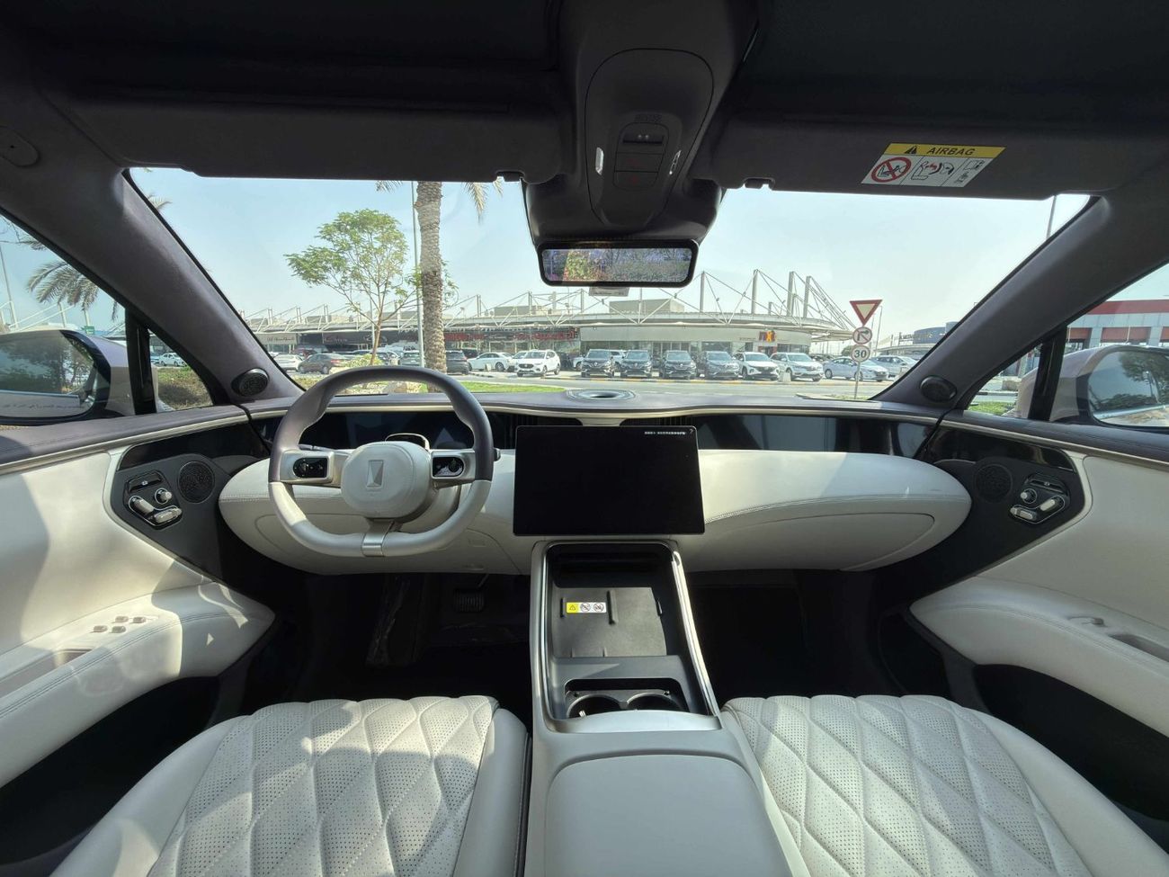 أفاتر 11 Premium AWD