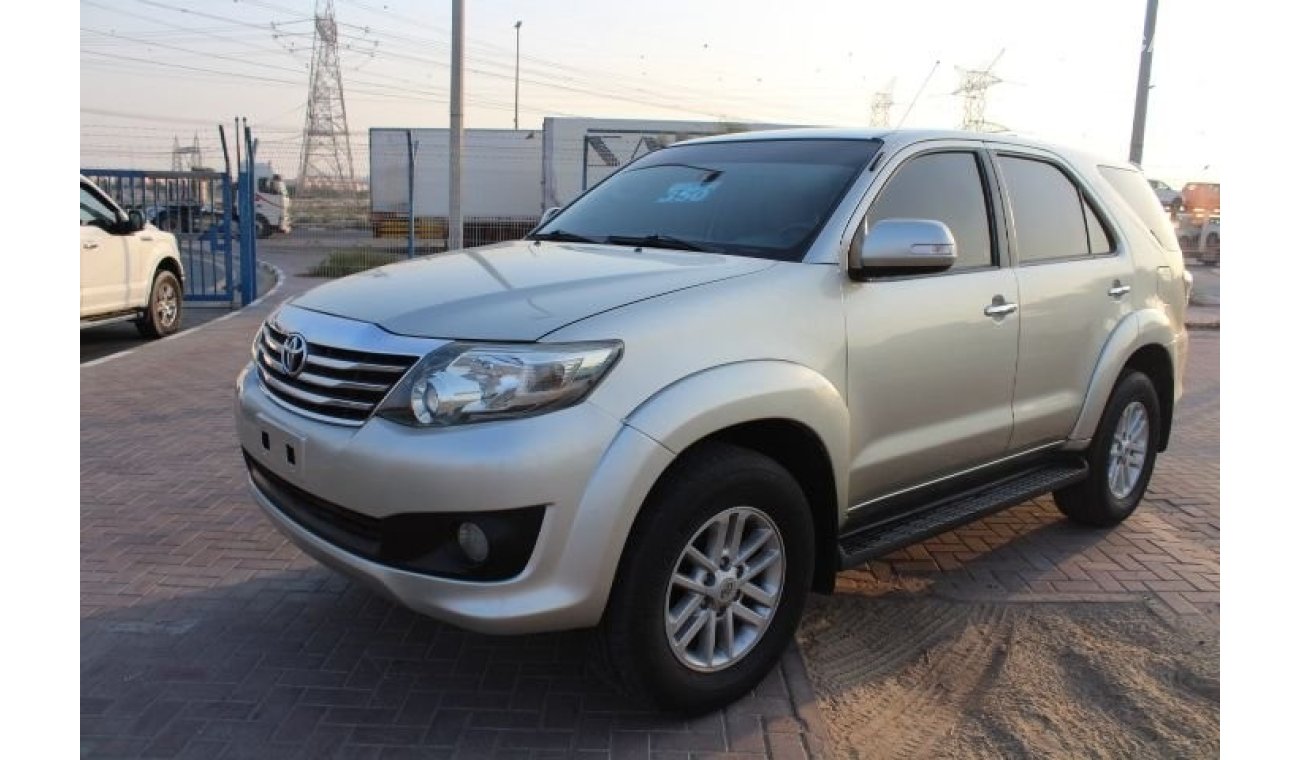 Toyota Fortuner TOYOTA FORTUNER SR5