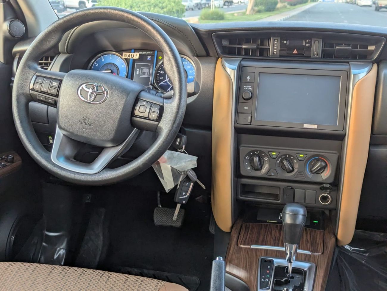 تويوتا فورتونر Toyota Fortuner 2023 LHD brand new