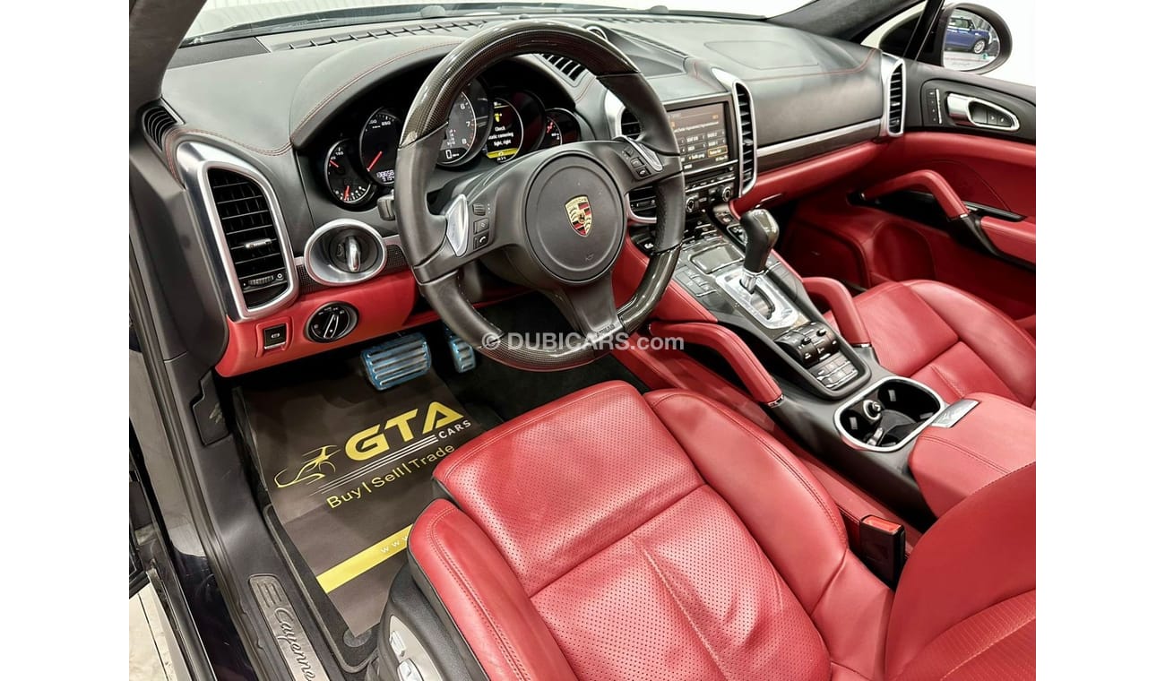 Porsche Cayenne 2014 Porsche Cayenne GTS, Full Service History, GCC Specifications