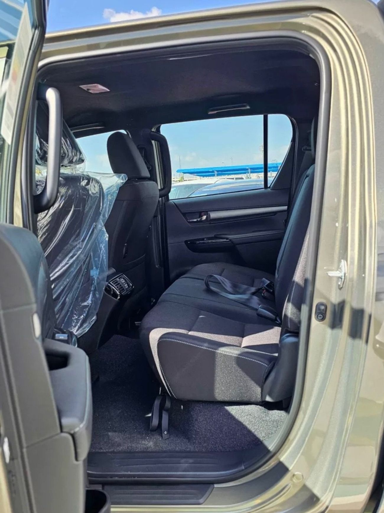 Toyota Hilux Toyota Hilux Adventure Fuel Diesel 2.8 model 2024 GCC Left Hand drive