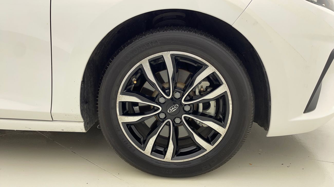 JAC J7 INTELLIGENT 1.5 | Zero Down Payment | Home Test Drive