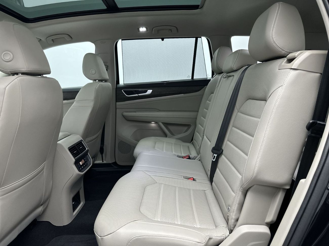 Volkswagen Teramont COMFORTLINE with Sunroof - Leather Seats 2L | VW Certified | Premium Ventilated Seats