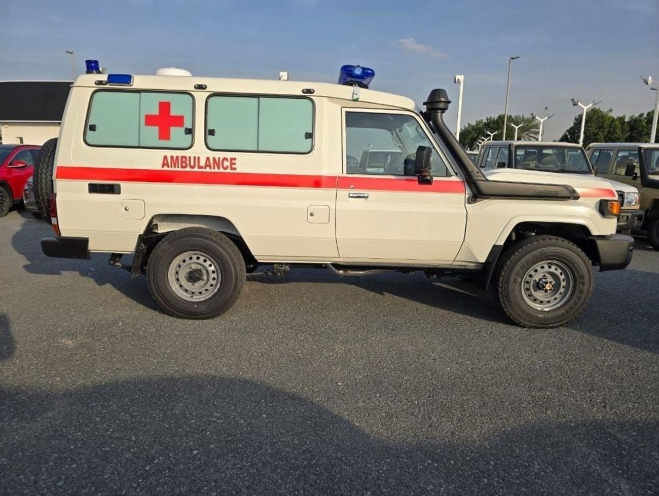 Toyota Land Cruiser 70 LC 78 HARDTOP 2.8L MT LAND CRUISER LC78 4.2L AMBULANCE