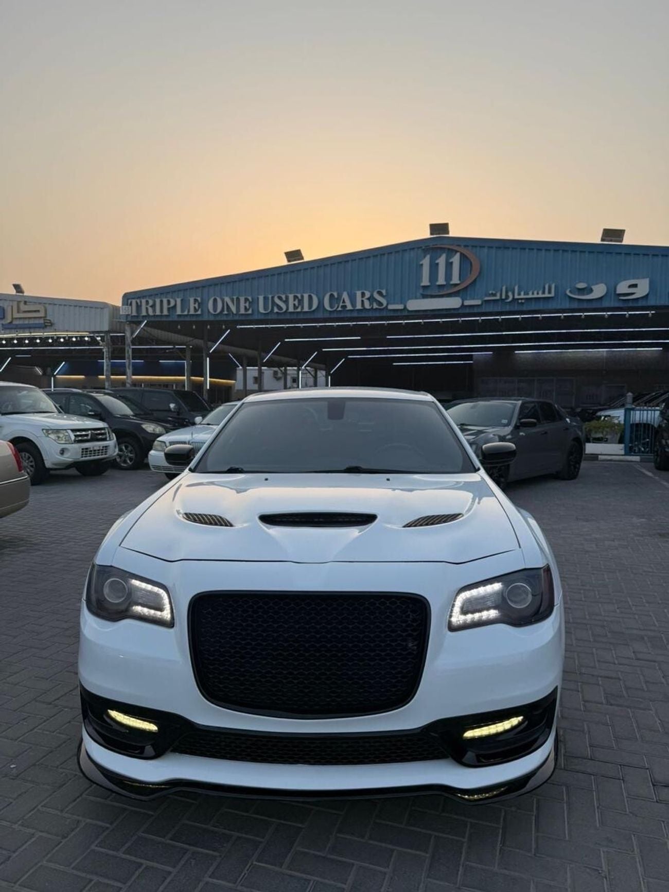 كرايسلر 300s 5.7