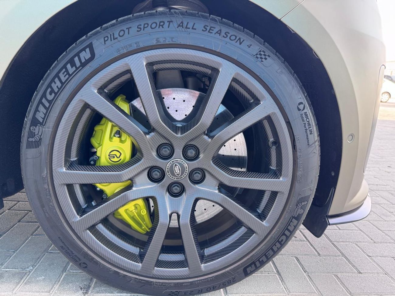 لاند روفر رينج روفر سبورت SV Edition One P635 4.4L