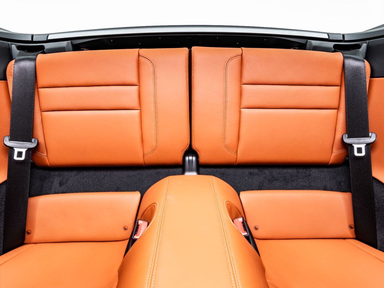 بورش 911 Targa 4GTS 3.0L (475 HP)