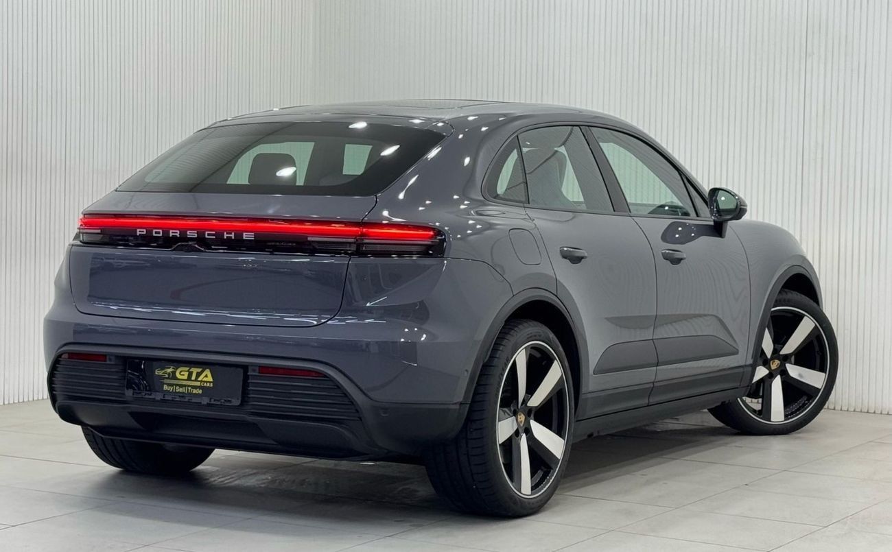 بورش ماكان Base Electric 2025 Porsche Macan EV, Feb 2027 Porsche Warranty, Sport Chrono Package, Full Options,