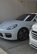 Porsche Panamera Turbo S Executive 4.8L
