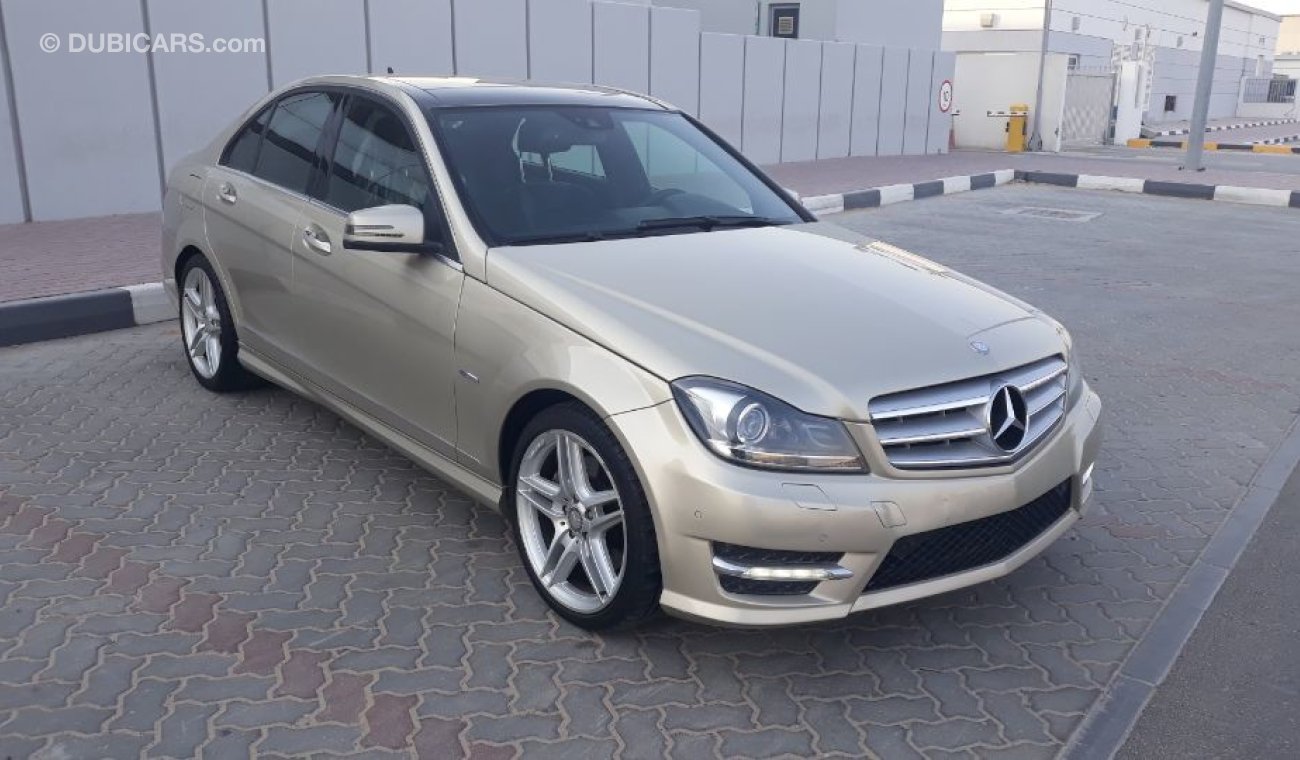 Mercedes-Benz C 350 2012 Gulf Specs Full options panorama DVD camera low mileage clean car