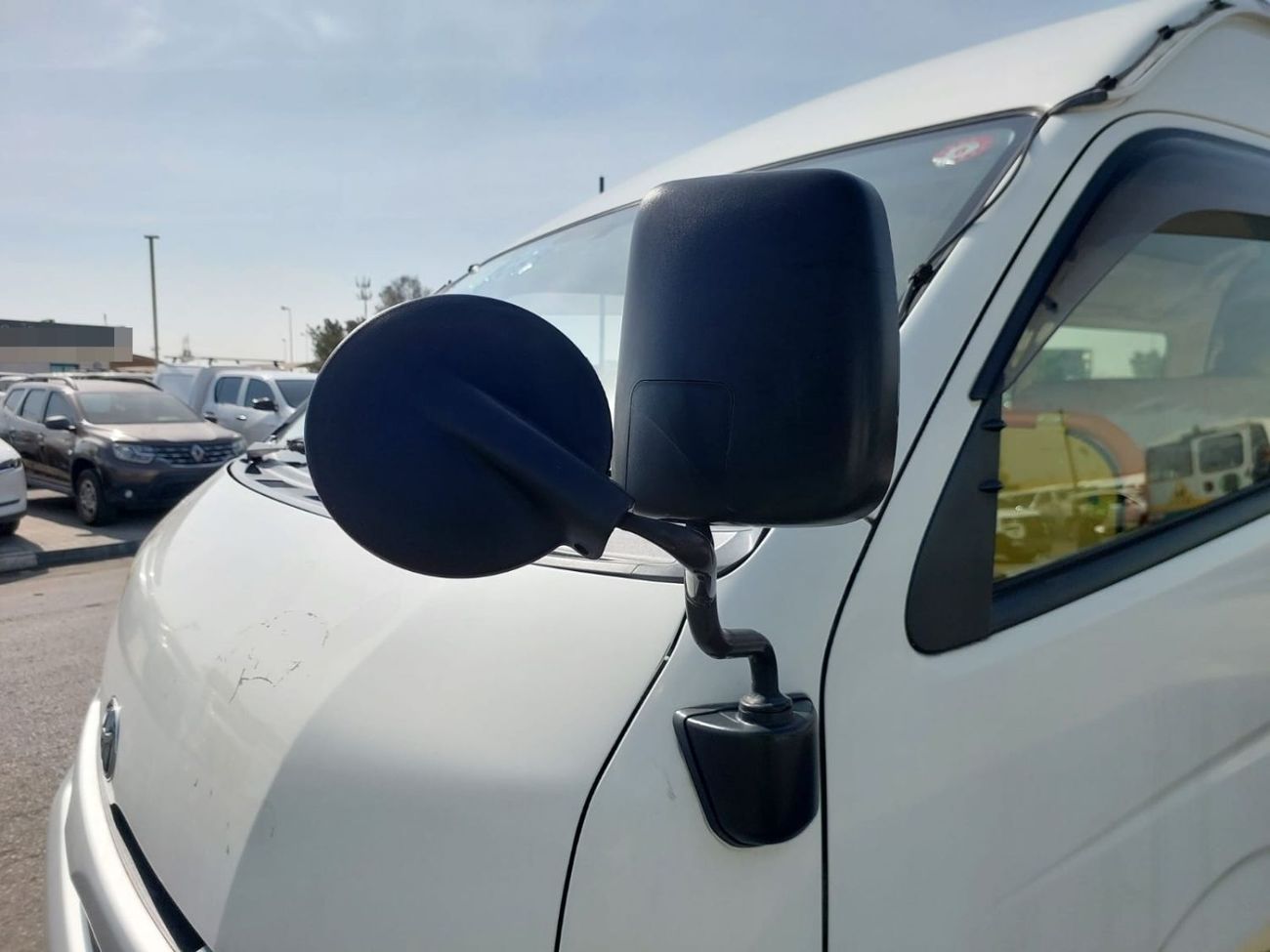 تويوتا هاياس TOYOTA HIACE VAN RHD 2015 MODEL 2.7L PETROL AUTOMATIC(PM55169)