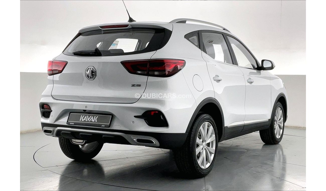 MG ZS Standard
