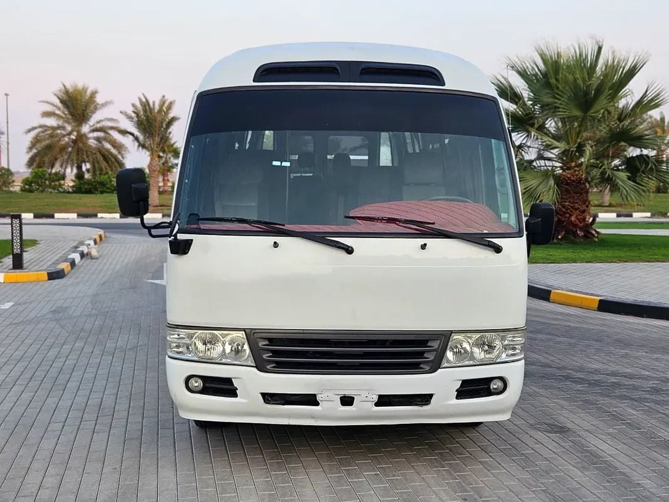 تويوتا كوستر LWB