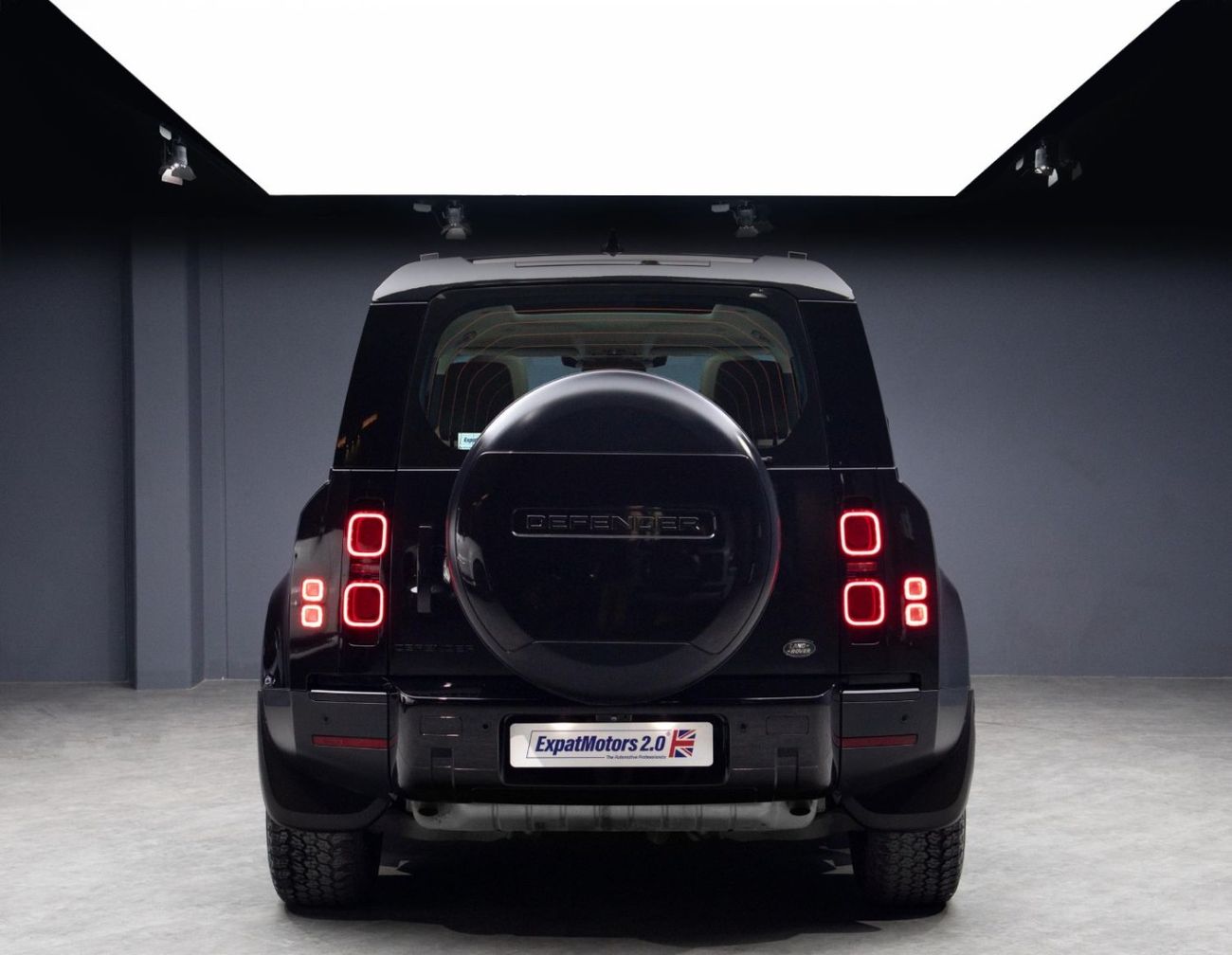 Land Rover Defender P300 110 2.0L (5 Seater) 4,695x60 • 0% DP • 2021 Land Rover Defender 110 P300 • Land Rover Warranty