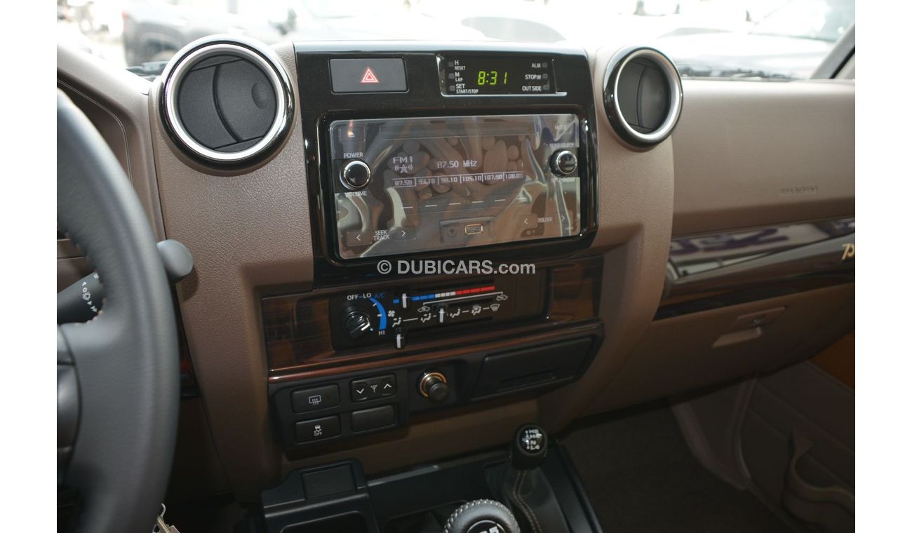 Toyota Land Cruiser 70 LC76 4.5 DIESEL 70th Anniversary Full Option Model 2022