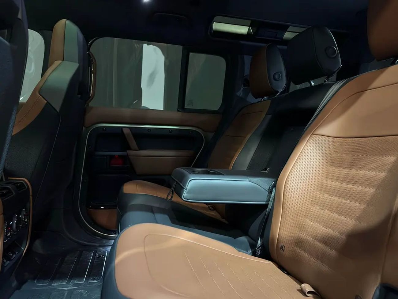 Land Rover Defender OCTA | 4.4L V8 | 635HP | BRAND | 2YR WARRANTY | RARE SPEC